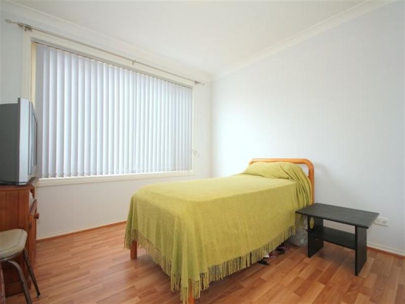 2/29 Taylor Street, Condell Park NSW 2200