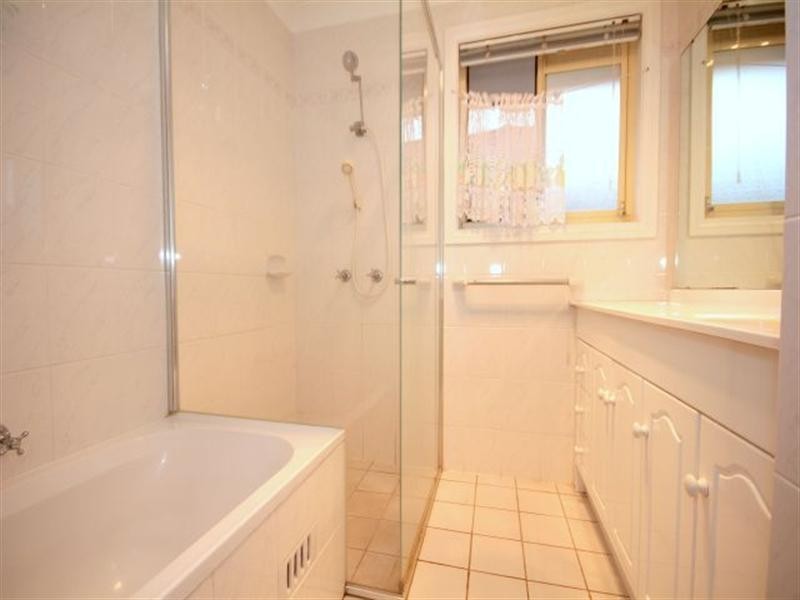 2/29 Taylor Street, Condell Park NSW 2200