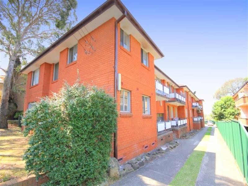 9/3 Hugh Street, Belmore NSW 2192