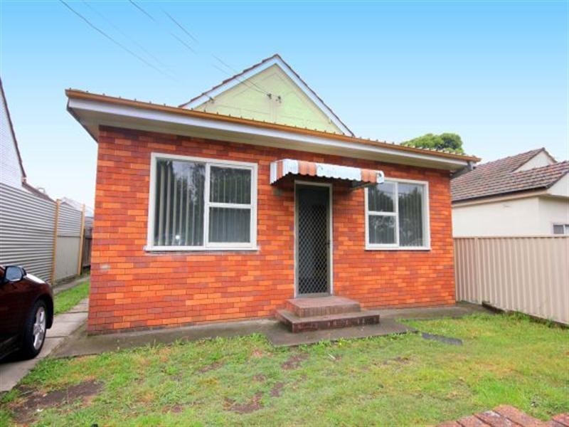 23 Hillcrest Street, Wiley Park NSW 2195