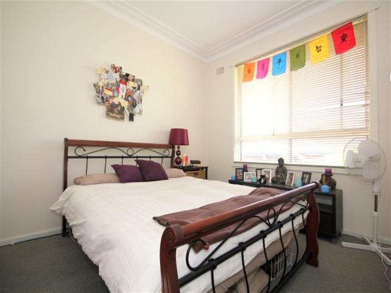 1 Collins Crescent, Yagoona NSW 2199