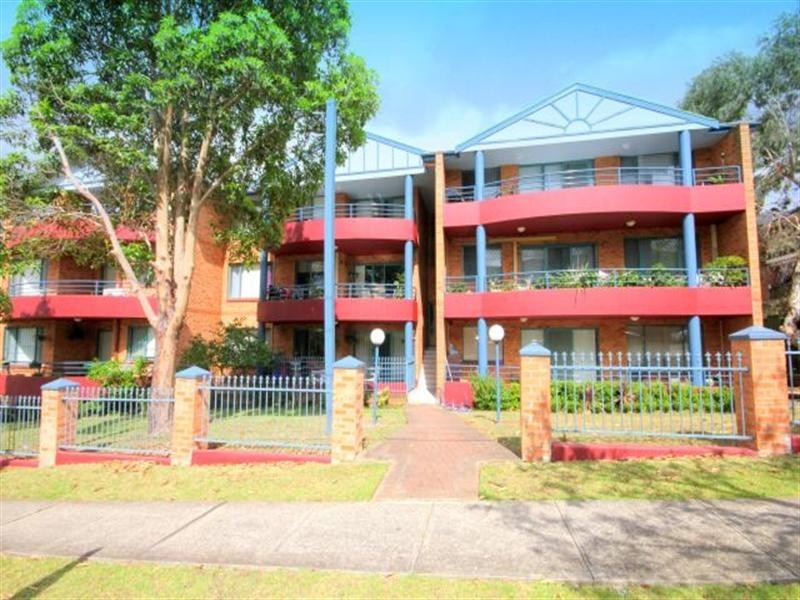 15/94-96 Brancourt Avenue, Yagoona NSW 2199