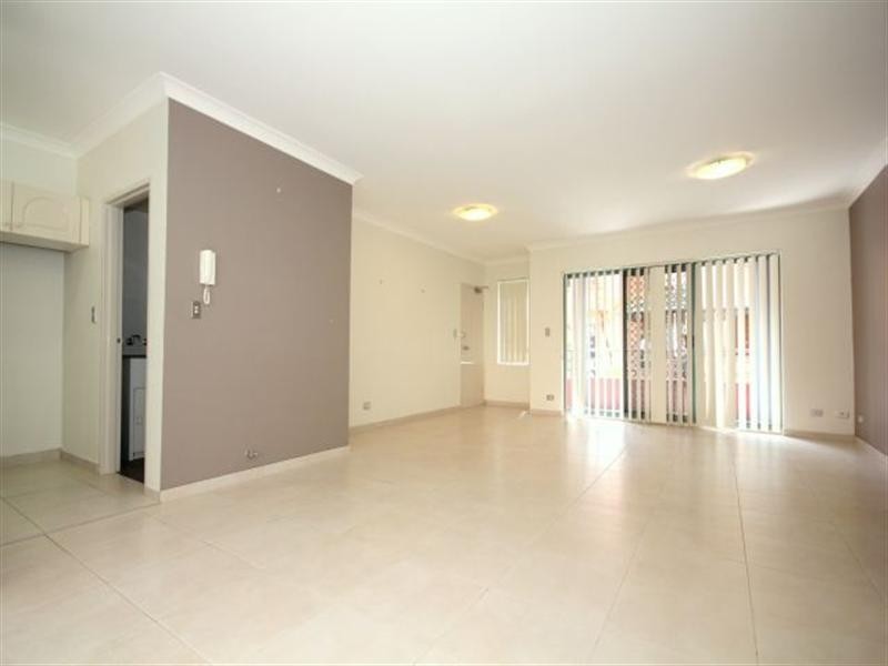 15/94-96 Brancourt Avenue, Yagoona NSW 2199