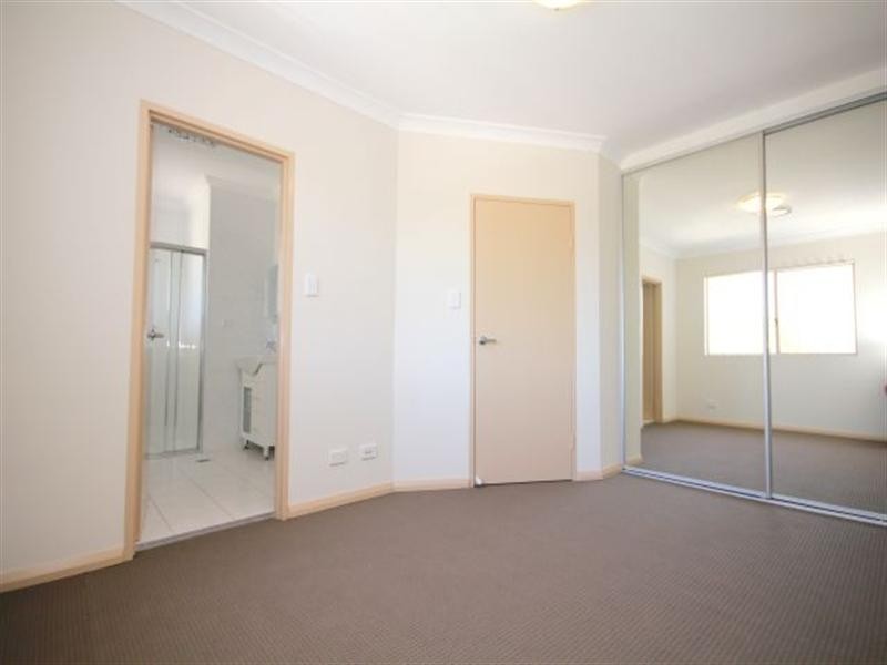 17 Albury Street, Yagoona NSW 2199