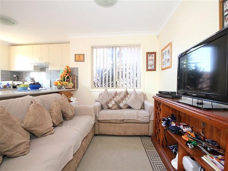 110 Rex Road, Georges Hall NSW 2198