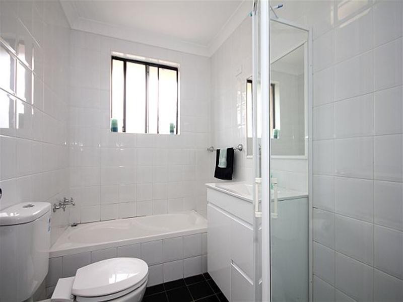 22/13-15 Gordon Street, Bankstown NSW 2200