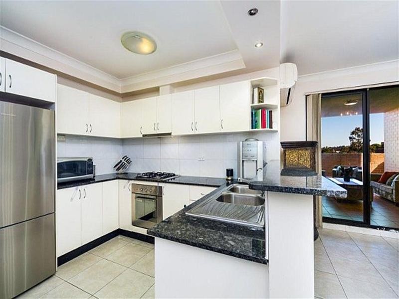28/7-9 Cross Street, Bankstown NSW 2200