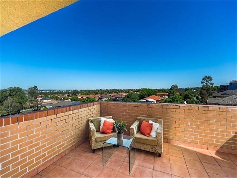 28/7-9 Cross Street, Bankstown NSW 2200