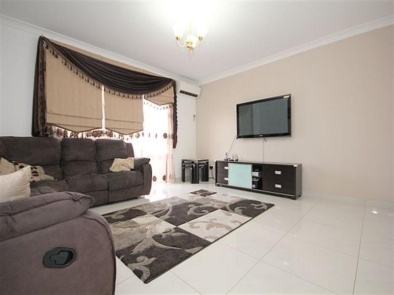 18/14 Melanie Street, Yagoona NSW 2199