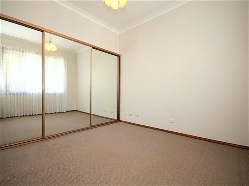 9 Cambridge Avenue, Bankstown NSW 2200