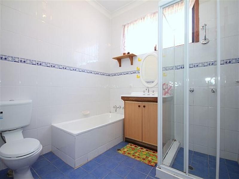 9 Cambridge Avenue, Bankstown NSW 2200