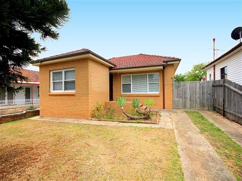74 Jocelyn Street, Chester Hill NSW 2162