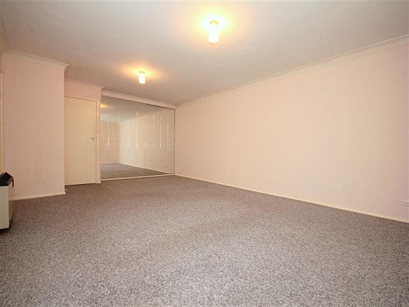 13 Sturt Avenue, Georges Hall NSW 2198