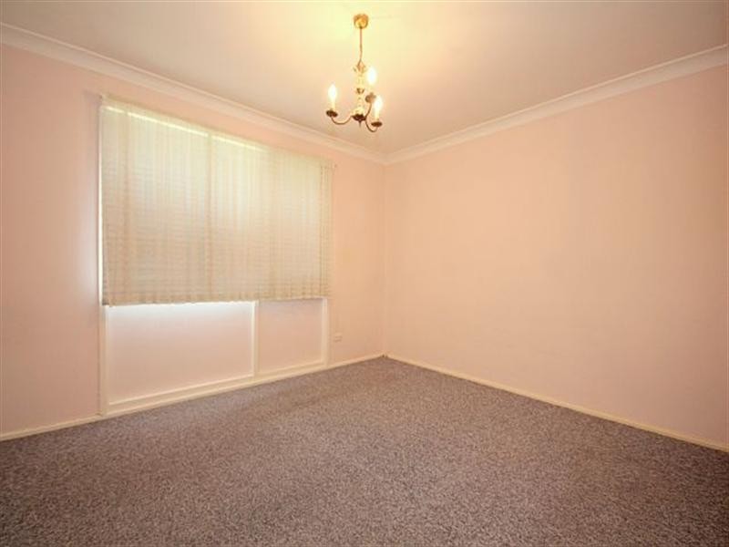 13 Sturt Avenue, Georges Hall NSW 2198