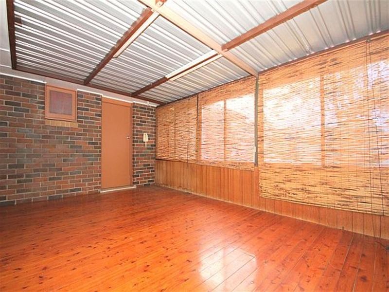 13 Sturt Avenue, Georges Hall NSW 2198