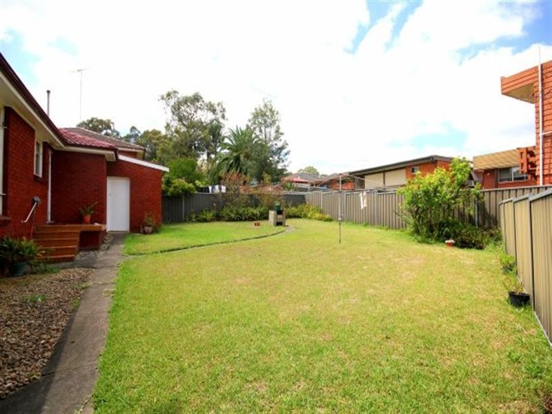 3 Grace Avenue, Condell Park NSW 2200