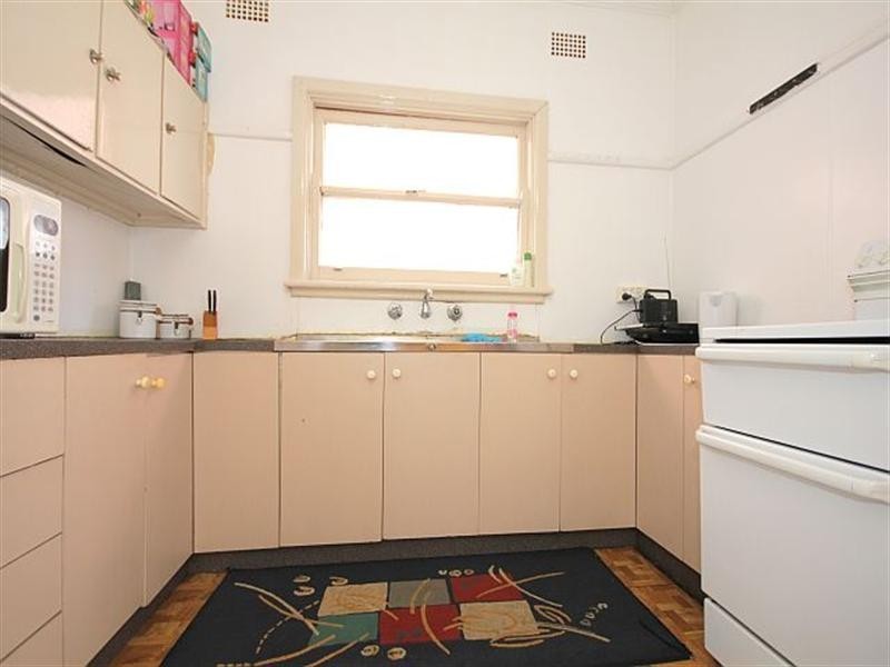 95 Macquarie Street, Greenacre NSW 2190