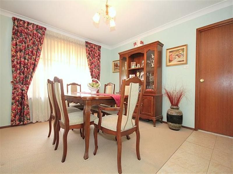 15 Linda Avenue, Bass Hill NSW 2197