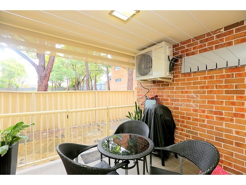 8/68-70 Reynolds Avenue, Bankstown NSW 2200