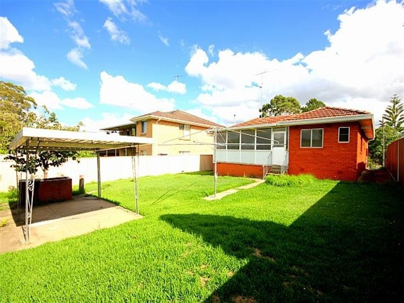 68 Marden Street, Georges Hall NSW 2198