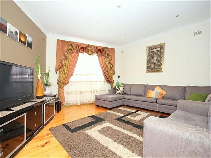 58 Griffiths Avenue, Punchbowl NSW 2196