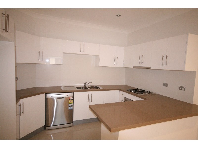 3/74 Napoleon Road, Greenacre NSW 2190