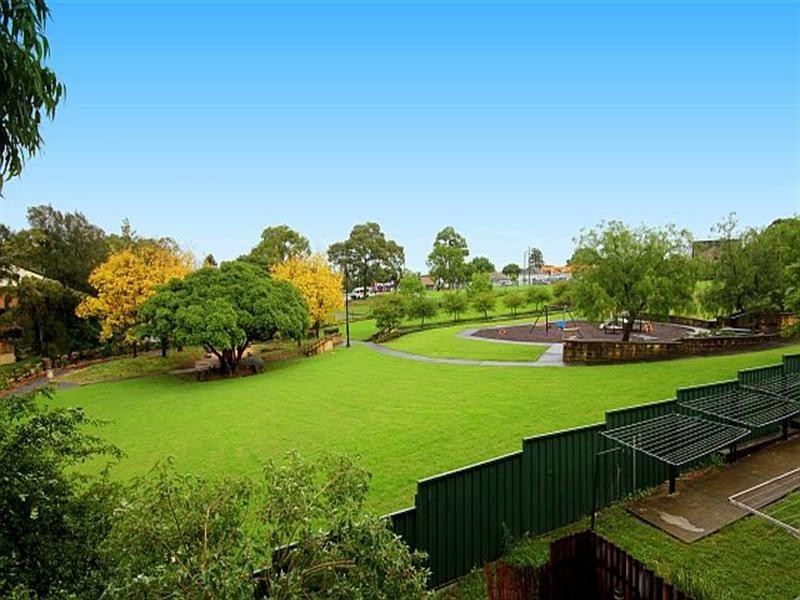 17/142 Meredith Street, Bankstown NSW 2200