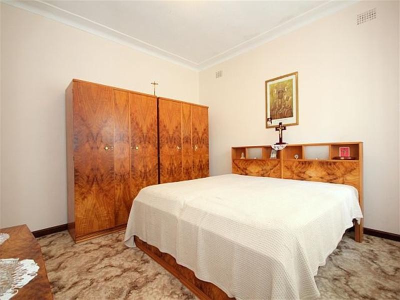 102 Cooper Road, Birrong NSW 2143