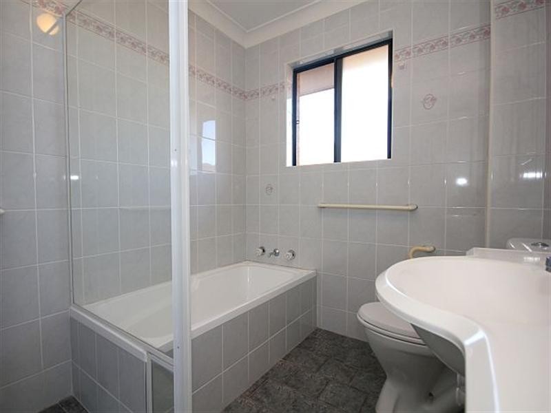 34/43 Northam Avenue, Bankstown NSW 2200