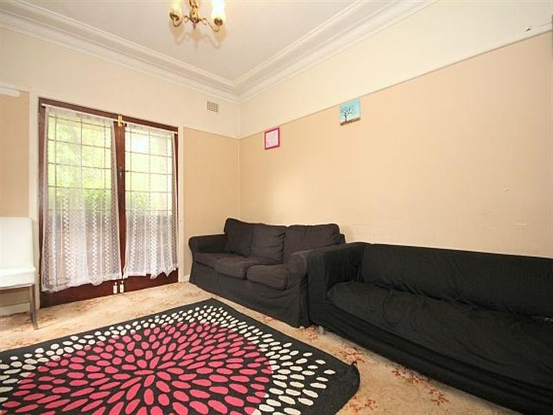 7 Bowden Boulevarde, Yagoona NSW 2199