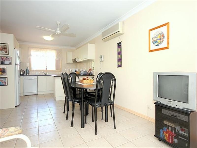4/64 Market Street, Condell Park NSW 2200