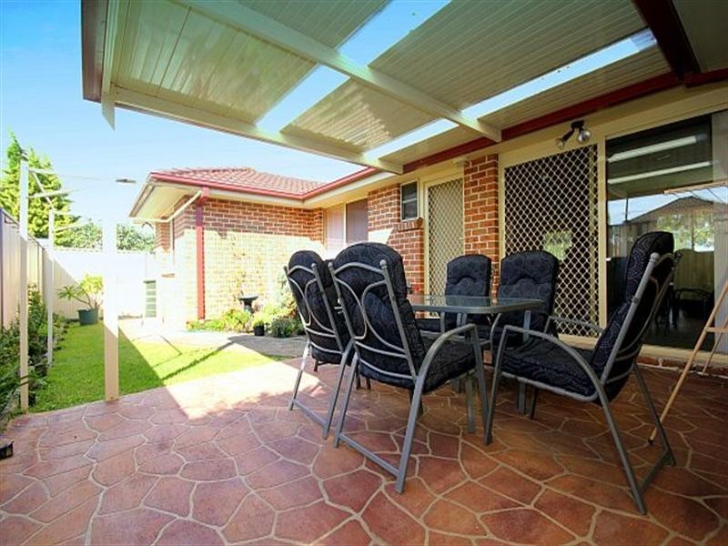 4/64 Market Street, Condell Park NSW 2200