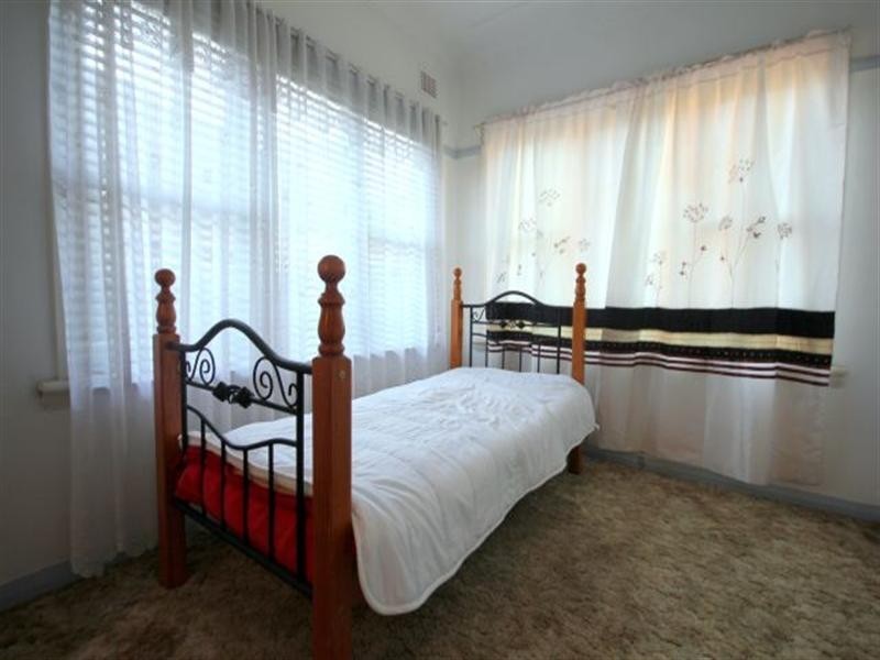 6 Charlton Street, Yagoona NSW 2199