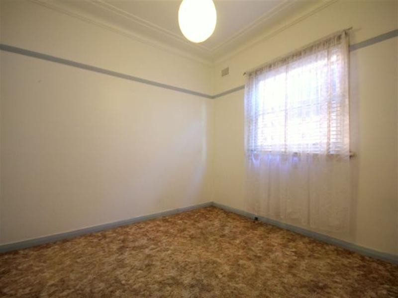 6 Charlton Street, Yagoona NSW 2199