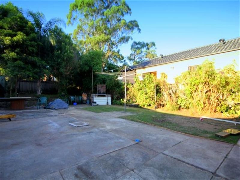 6 Charlton Street, Yagoona NSW 2199