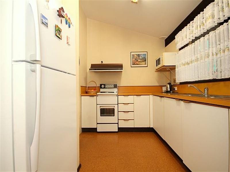 2/21 Taylor Street, Condell Park NSW 2200