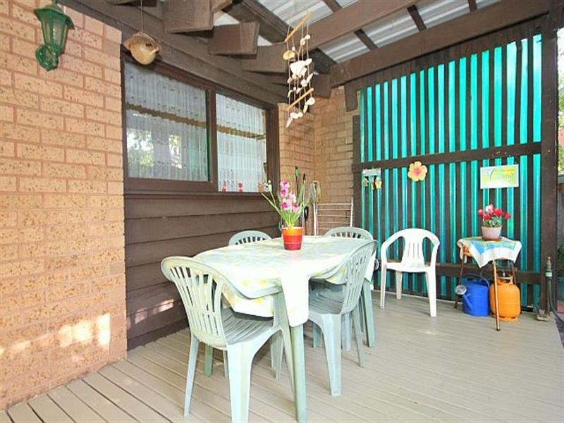 2/21 Taylor Street, Condell Park NSW 2200