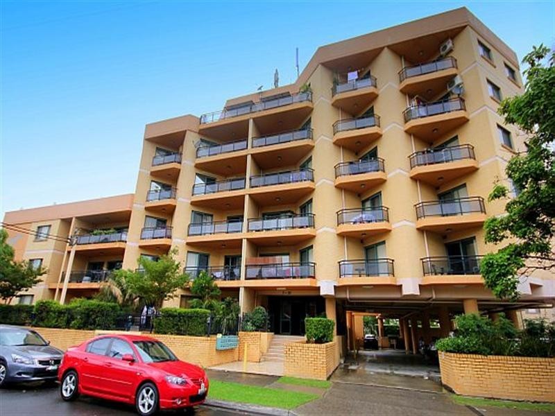 8/28 Meredith Street, Bankstown NSW 2200