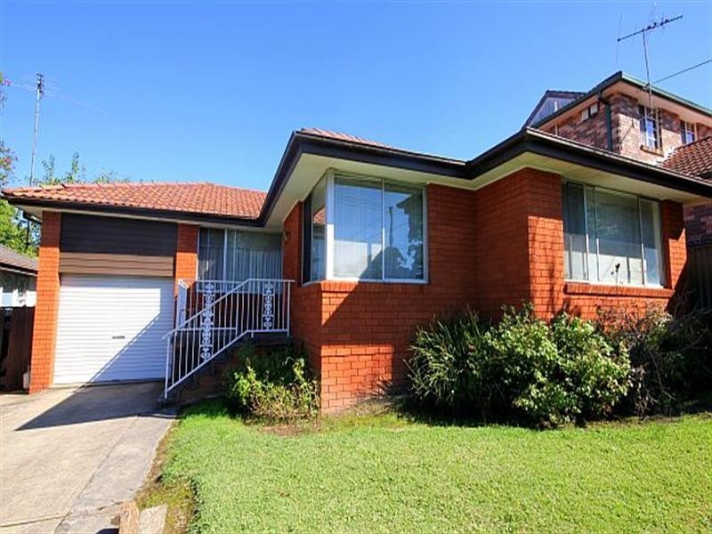 22A Surrey Avenue, Georges Hall NSW 2198