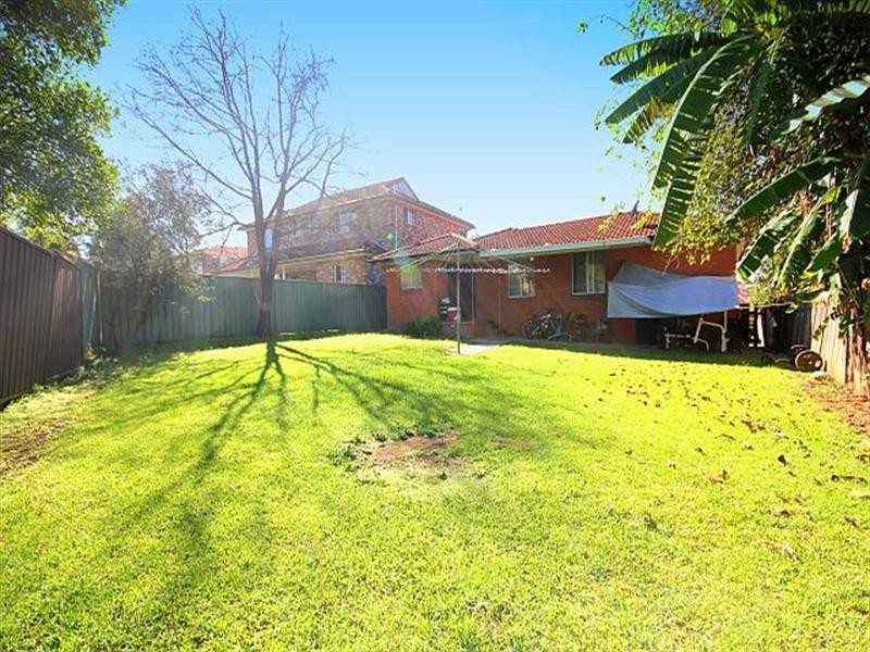 22A Surrey Avenue, Georges Hall NSW 2198