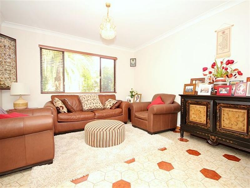 2 Caloola Street, Condell Park NSW 2200