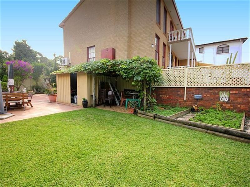 2 Caloola Street, Condell Park NSW 2200