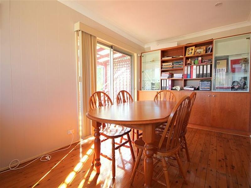 4 Josephine Crescent, Georges Hall NSW 2198