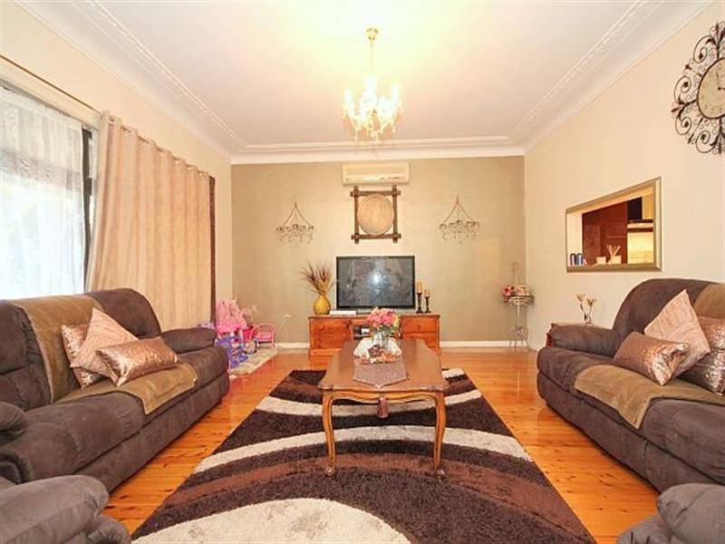 22 Compton Street, Bass Hill NSW 2197