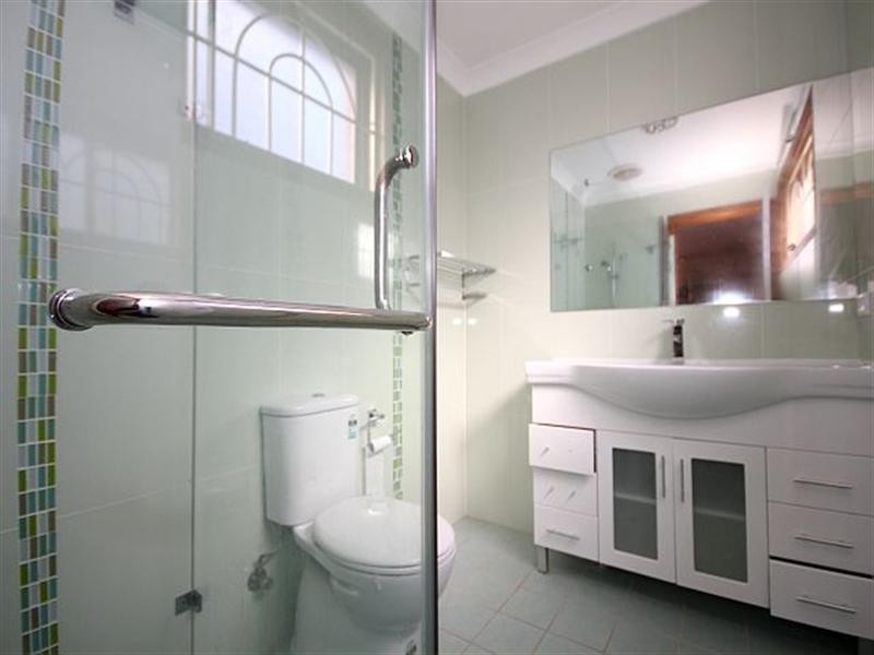 43 Keswick Street, Georges Hall NSW 2198