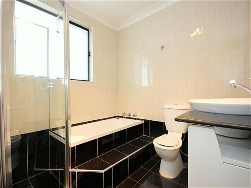 123 Greenacre Road, Greenacre NSW 2190