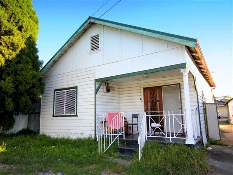 11 King Georges Road, Wiley Park NSW 2195