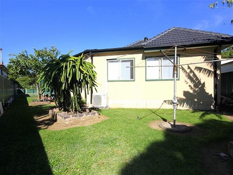 2 Arthur Street, Bankstown NSW 2200