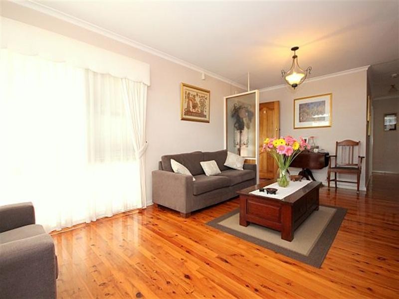 1 Jennings Avenue, Bass Hill NSW 2197