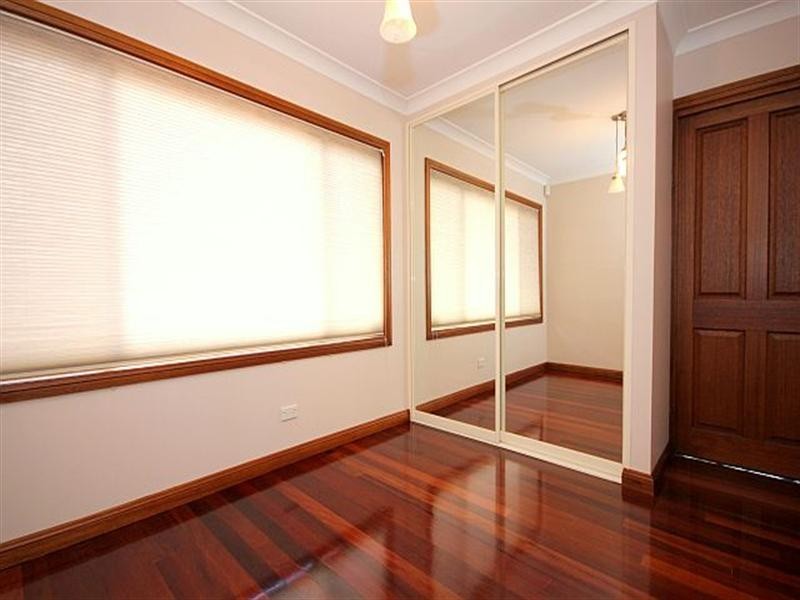 1 Jennings Avenue, Bass Hill NSW 2197